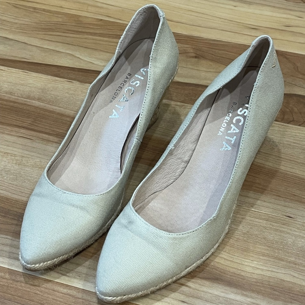 Visacata Rose cream canvas wedges